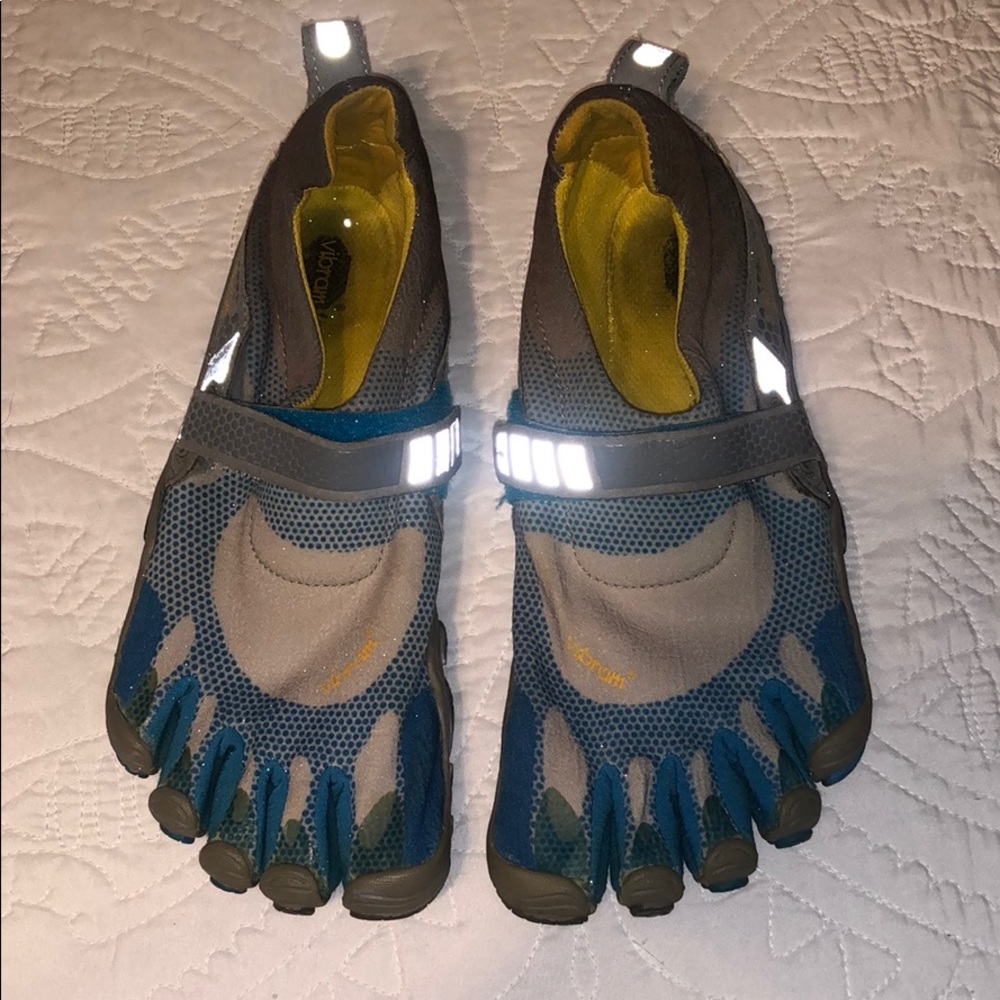 Vibram fivefinger komondo sport barefoot sneaker